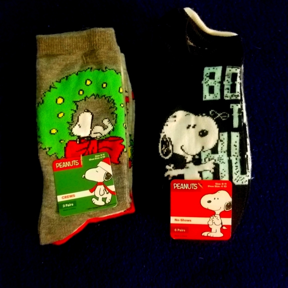 Peanuts Socks brand new